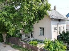 FOR SALE: 3-bed 1.5 bath is St Boniface