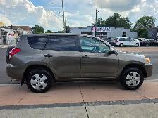 2010 Toyota RAV4 - Photo 8