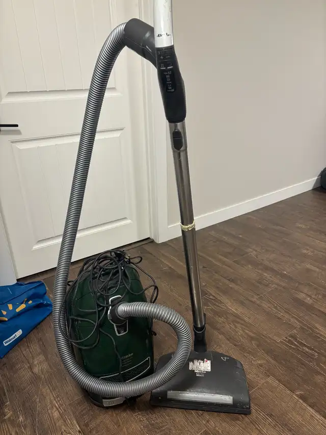 Miele vacuum