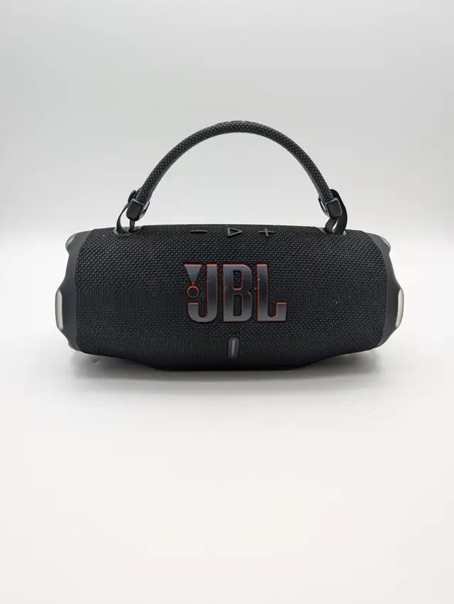 (B4976) JBl Charge 6 Speaker
