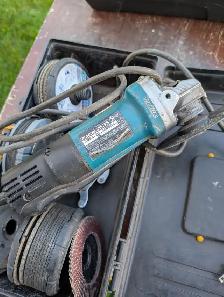 MAKITA  GRINDER     DISCS