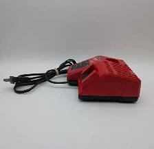 (B2879) Milwaukee 48-59-1812 Tools Battery Charger - Photo 4
