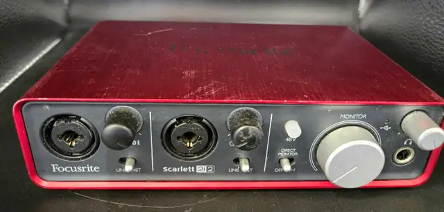 FOCUSRITE SCARLETT 2I2 2ND GENERATION
