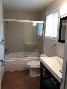 RENOVATED 3 BEDROOM   DEN TOWNHOUSE | 2 PARKING STALLS | FENCED - Photo 6