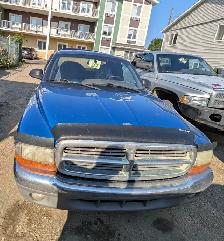 1999 Club Cab Dodge Dakota Truck - Photo 2