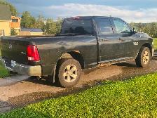 2013 dodge ram 1500 for parts or repair. - Photo 4