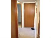 Bright Raised One-Bedroom Suite – Great Location - Photo 6
