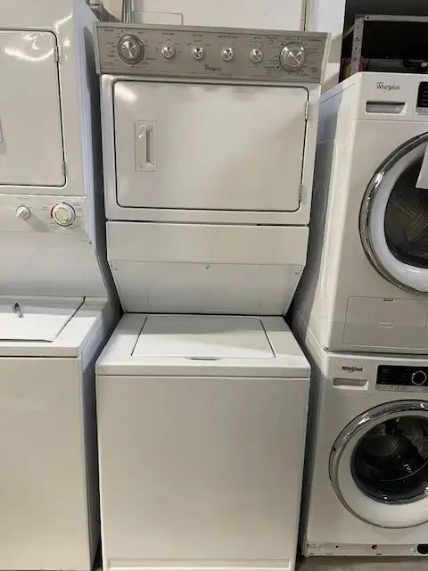 Laveuse sécheuse superposées (stacker) 27'' blanche Whirlpool