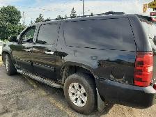 2012 Chev Suburban LT 4x4, 5.3L V8, comes with NEW ROCKERS!! - Photo 2