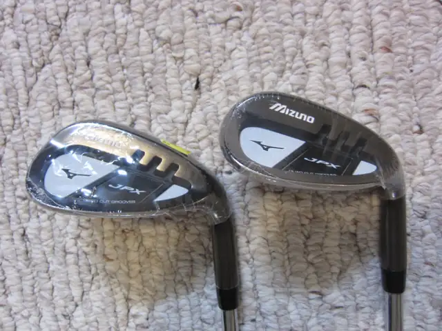 NEW RH MIZUNO 52/56/60 WEDGE SET