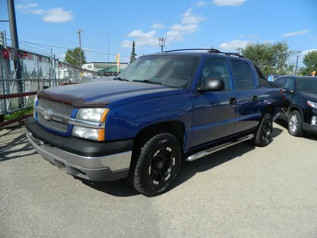 2003 Chevrolet Avalanche ls 4 door /171 000 kms