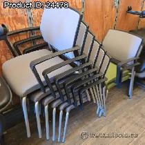 SitOnit Focus Grey Mesh and Black Arms Stacking Side Guest Chair - Photo 3
