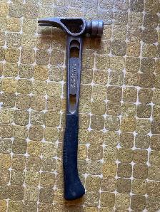 Stilleto hammer