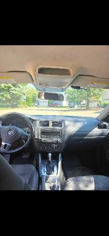2013 VW JETTA - 2.0 L - 4 DOOR SEDAN FOR SALE - Photo 7