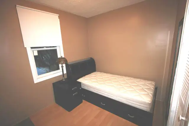 Room for Rent Near U of A