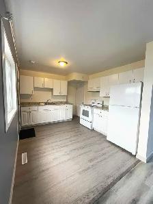 3-Bedroom 1-Bathroom l 56 Wedeene Street l Townhouse