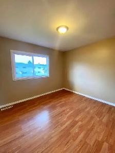3-Bedroom 1-Bathroom l 56 Wedeene Street l Townhouse - Photo 15