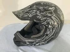 Motorcycle Helmets - small and medium - Photo 6