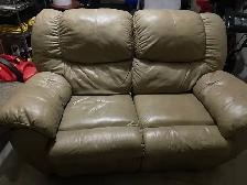 Leather love seat - Photo 5