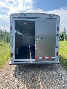Stock trailer - Photo 10