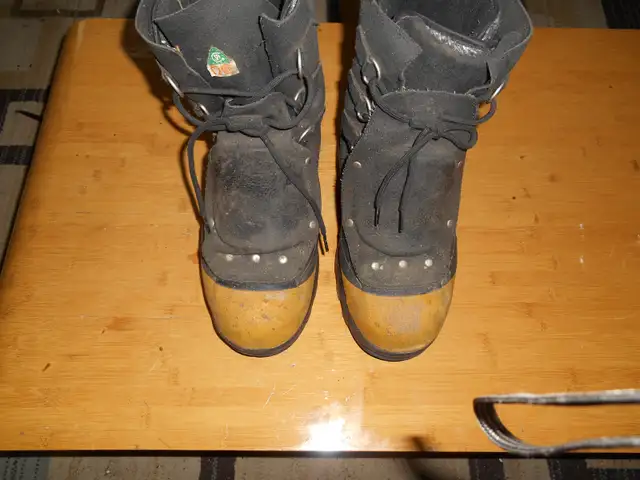 Dakota  Men's  Steel Toe Steel Plate External Metguard