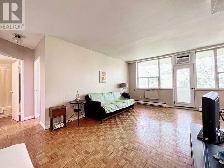 Room for Rent close to University of Toronto,Centennial College - Photo 3