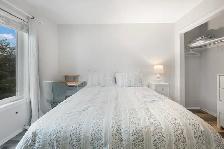 2 Bedroom Condo in Strathmore, Open concept, bright, upper floor - Photo 2