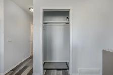 2 Bedroom Condo in Strathmore, Open concept, bright, upper floor - Photo 5