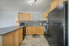 2 Bedroom Condo in Strathmore, Open concept, bright, upper floor - Photo 12