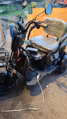 2026 tricycle 48v 600 watt motor brand new never driven