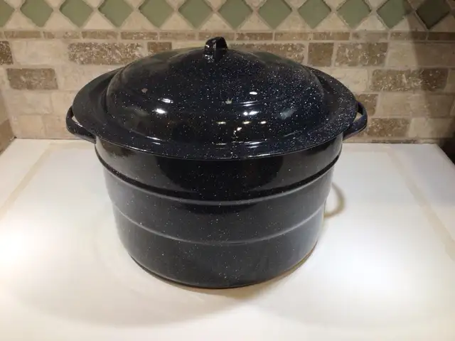 Enamel Large Canning pot -19lt.