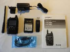 Yaesu FT3D - Photo 3