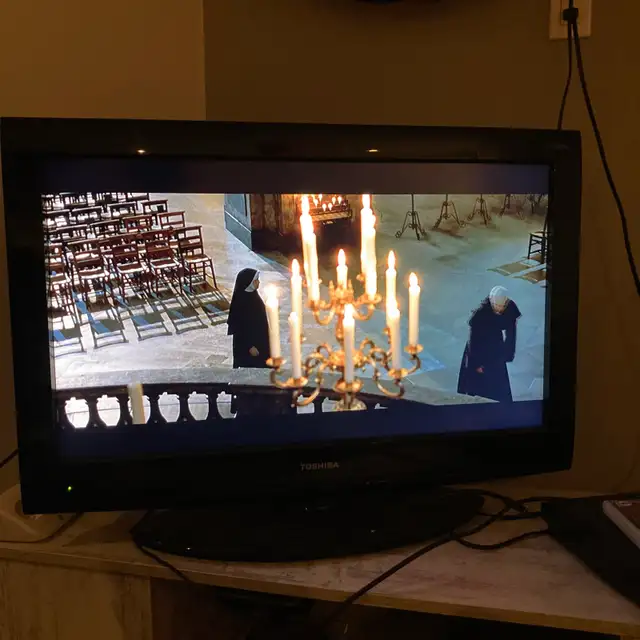 32po /32in Toshiba lcd tv