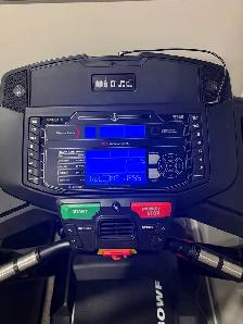 BowFlex Treadmill BXT8J with WARRANTY - Photo 8
