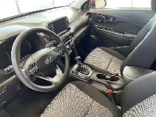 2020 Hyundai Kona 2.0L AWD Essential Local Trade, Rear Camera, T - Photo 19