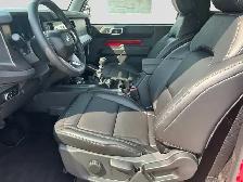 2026 Ford Bronco Badlands - Photo 13