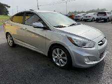 2012 Hyundai Accent GLS - Photo 7