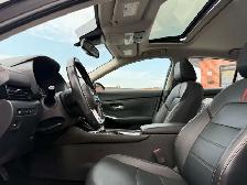 2023 Nissan Sentra SR Premium l Nissan Warranty l LOW KM l FWD l - Photo 18