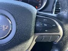 2019 Jeep Grand Cherokee | 4X4 | CLEAN CARFAX | 1 OWNER | - Photo 17