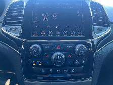 2019 Jeep Grand Cherokee | 4X4 | CLEAN CARFAX | 1 OWNER | - Photo 18
