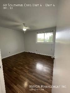 SPACIOUS 2 BED/1BATH UNIT AT SOUTHEND MEWS IN CHATHAM   HYDRO - Photo 6