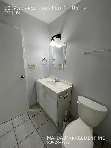 SPACIOUS 2 BED/1BATH UNIT AT SOUTHEND MEWS IN CHATHAM   HYDRO - Photo 12