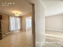 SPACIOUS 3 BED/2 BATH HOME IN RIVERSIDE   HYDRO & WATER! - Photo 3