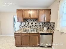 SPACIOUS 3 BED/2 BATH HOME IN RIVERSIDE   HYDRO & WATER! - Photo 10
