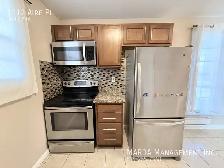 SPACIOUS 3 BED/2 BATH HOME IN RIVERSIDE   HYDRO & WATER! - Photo 11
