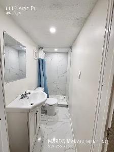 SPACIOUS 3 BED/2 BATH HOME IN RIVERSIDE   HYDRO & WATER! - Photo 18