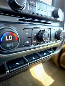 2014 Chevrolet Silverado 1500 4WD Crew Cab Short Box LTZ w/1LZ - Photo 16
