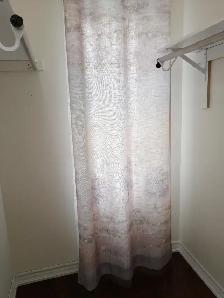 Big room with private bathroom for rent - Photo 3