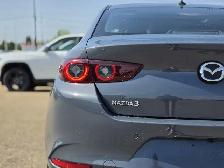 2025 Mazda Mazda3 GT - Photo 12