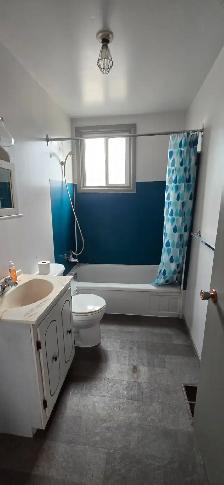 one Bedroom one Bathroom 2nd floor Suite $1400 - Photo 4